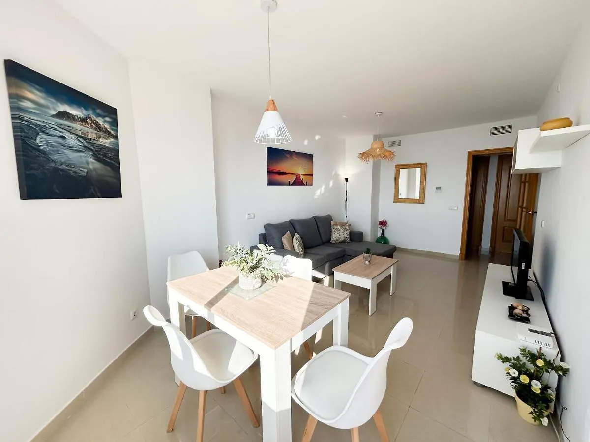 Apartment On The 1St Line Of The Sabinillas Beach With Sea Views サン・ルイス・デ・サビニリャス スペイン