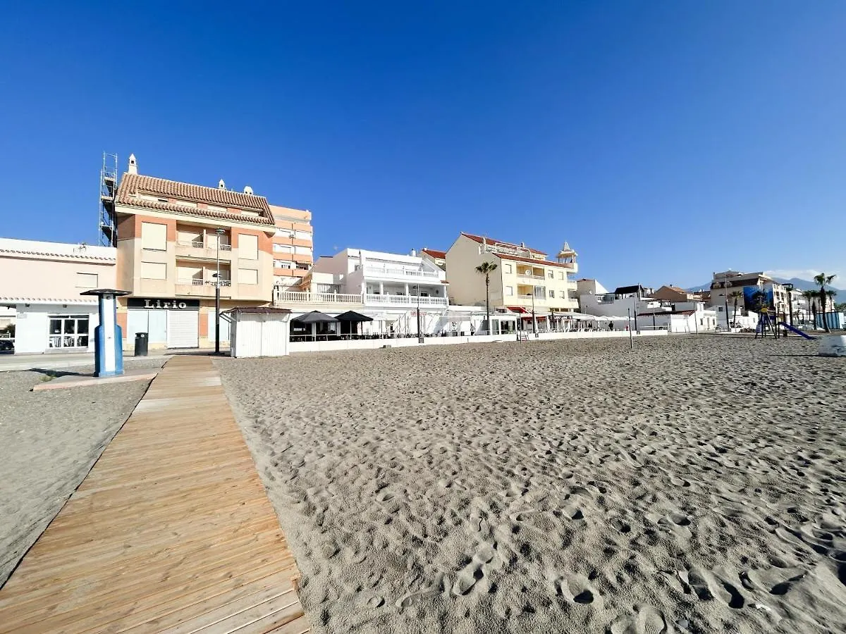 Apartment On The 1St Line Of The Sabinillas Beach With Sea Views サン・ルイス・デ・サビニリャス