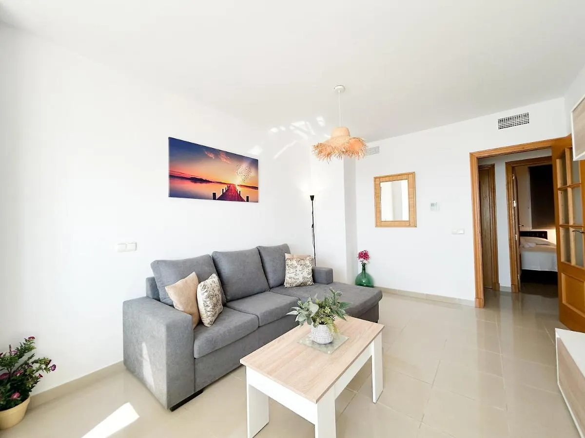 Apartment On The 1St Line Of The Sabinillas Beach With Sea Views サン・ルイス・デ・サビニリャス スペイン